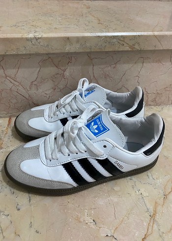 Adidas Samba