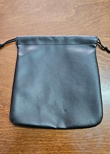 Hoparlör ve Kulaklık Saklama
Çantası - Görsel 2