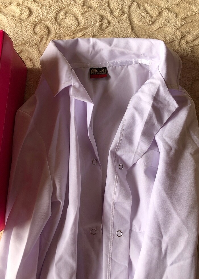 Beyaz eczacı önlüğü - Görsel 4