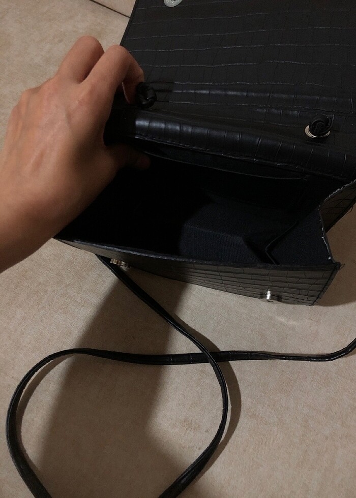 Siyah suni deri çanta - Görsel 4