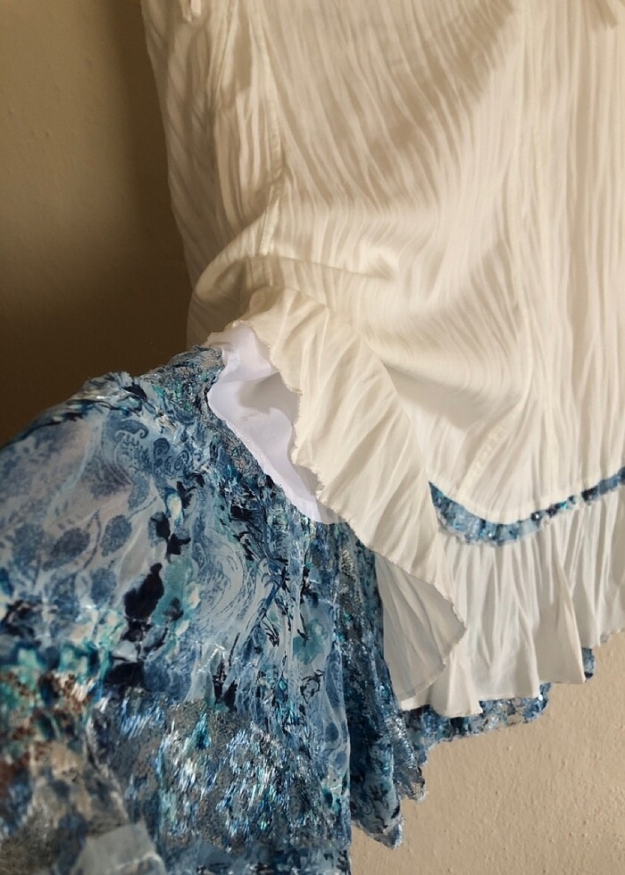 Fidan Şimşek Mavi detaylı beyaz etek - Görsel 4