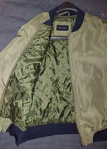 42 Beden Lc Waikiki Haki Renk Bomber Ceket