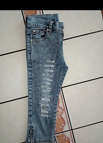 10 Yaş Beden mavi Renk Caplin kız çocuk kapri Jean