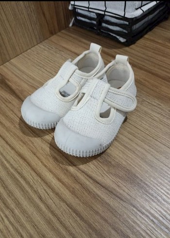 Beyaz Kız Bebek Ayakkabısı 21 numara - Görsel 5