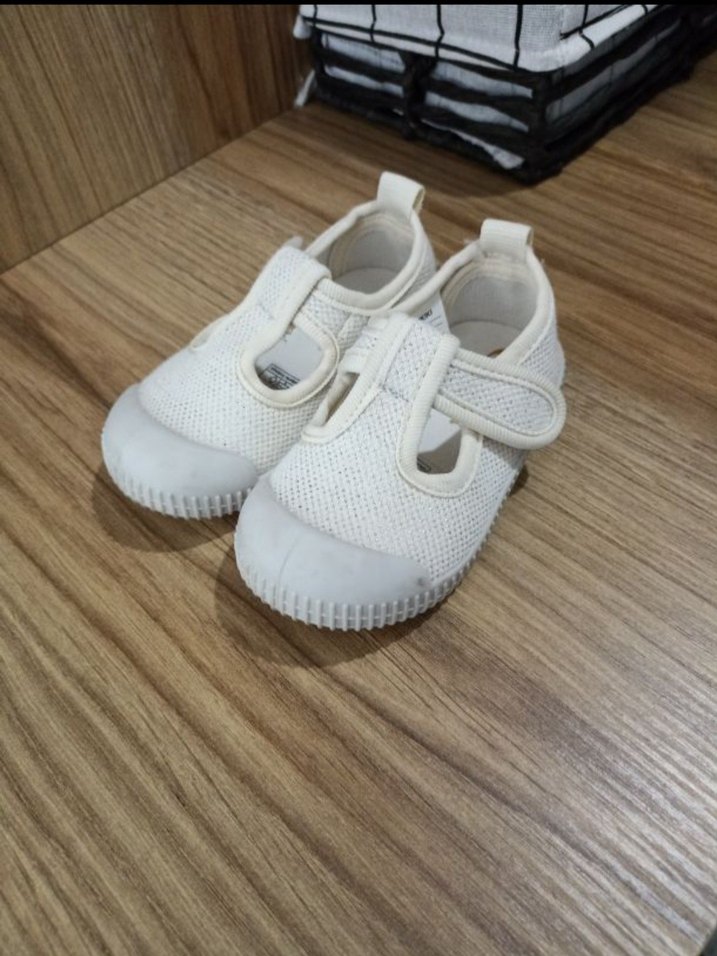 Beyaz Kız Bebek Ayakkabısı 21 numara - Görsel 5