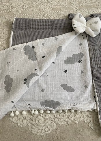 Gri Kareli Keten Çocuk Uyku Örtüsü - Görsel 2