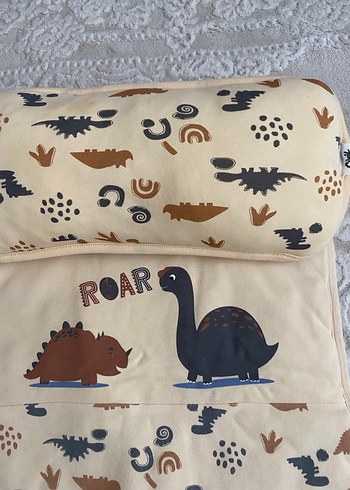 Kahverengi Dinozor Desenli Çocuk Uyku Minderi - Görsel 2