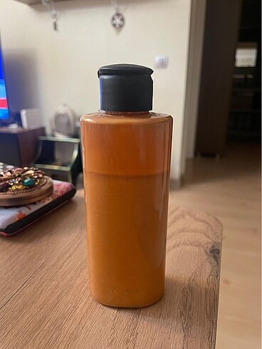 Sıvı halde vücut bronzlaştırı