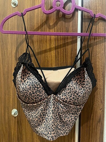 m Beden Leopar büstiyer