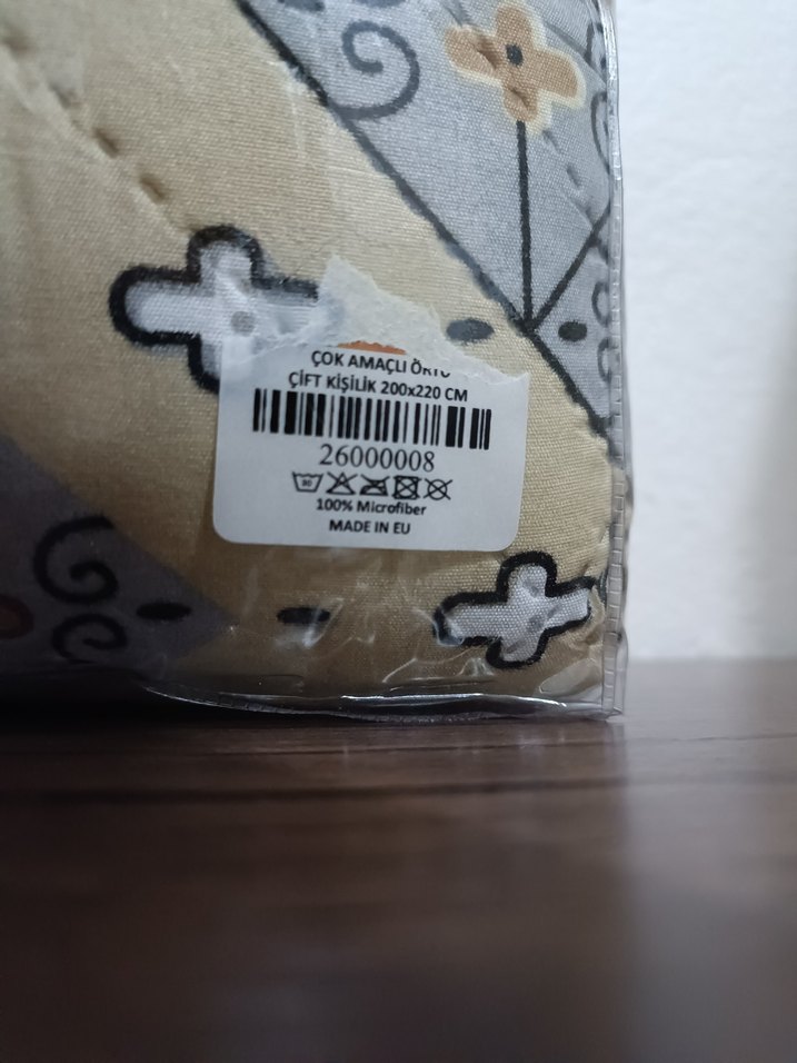 Soyut Desenli Gri Yatak Örtüsü - Görsel 4