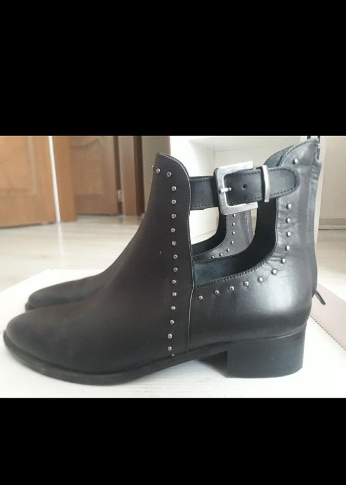 Elle kadın siyah bot - Görsel 3