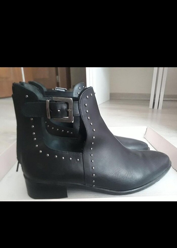 Elle kadın siyah bot - Görsel 4