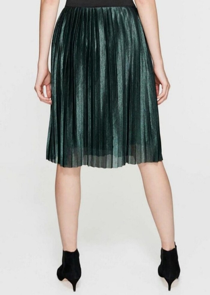 Mavi marka yeşil etek - Görsel 2