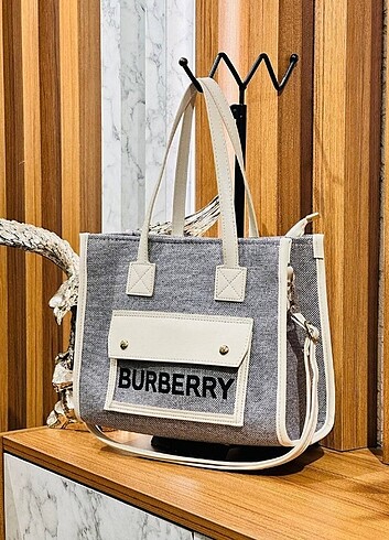 Burberry Burberry çanta renkler mevcut sağ kaydırın 