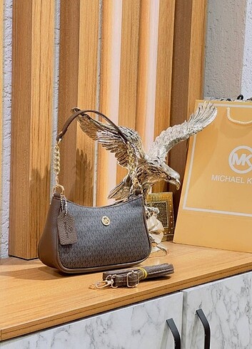 Beden beyaz Renk Michael Kors çanta renkler mevcut sol kaydırın