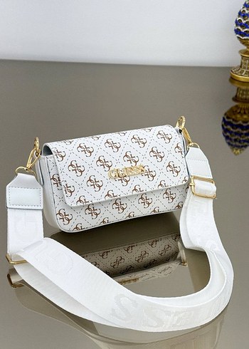 Guess Renkler mevcut sol kaydırın Ölçüleri 21x12 cm