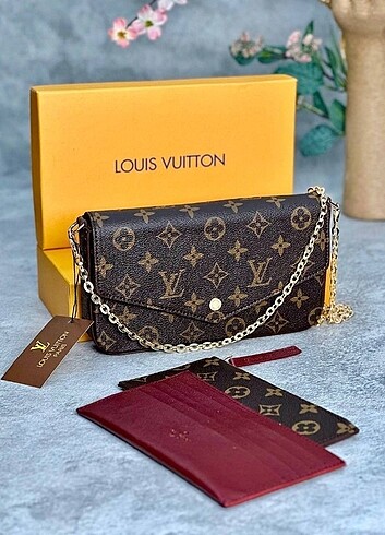 LOUİS VUITTON 