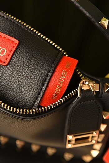 Valentino VALENTINO- Small Rockstud