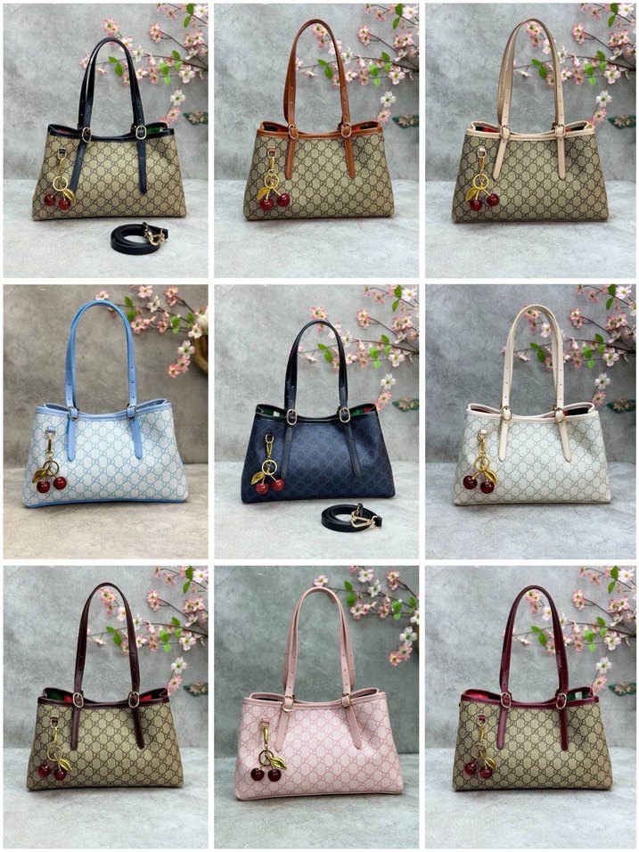 Gucci - GG EMBLEM TOTE BAG - Görsel 4