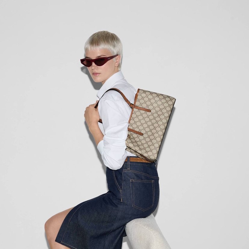 Gucci - GG EMBLEM TOTE BAG - Görsel 4