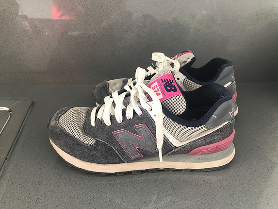 New balance spor ayakkabı