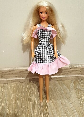 Vintage barbie bebek elbisesi