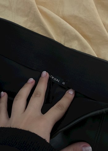 Haki yeşili dar deri pantolon - Görsel 2