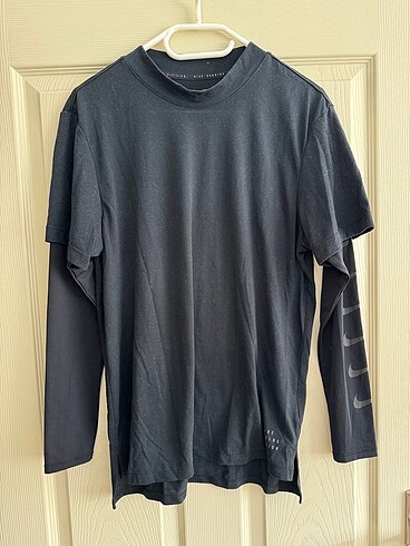 NIKE Dri Fit Sporcu Kıyafeti Kolları Taytlı