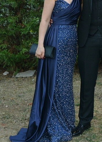 Mavi lacivert abiye elbise