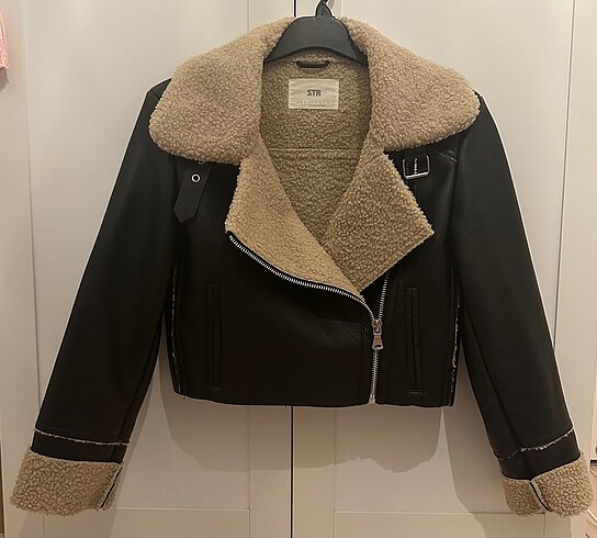 Stradivarius Yünlü Deri Ceket