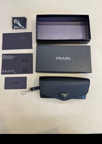 Prada Siyah Deri Kadın Cüzdan