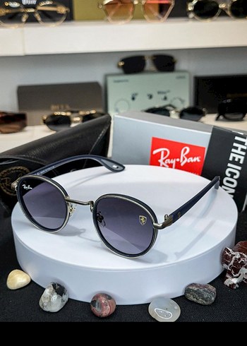 Ray Ban