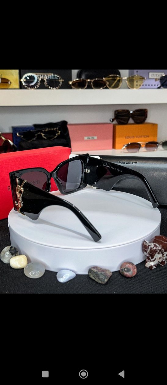 Siyah Tokalı Kadın Güneş Gözlüğü - Görsel 3