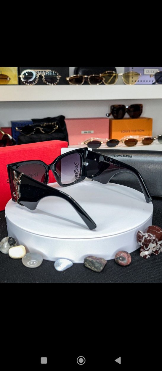 Kemer Detaylı Siyah Gotik Kadın Gözlüğü - Görsel 2