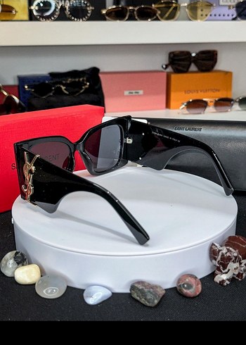 Parlak Beyaz Kadın Güneş Gözlüğü - Görsel 3