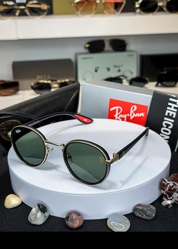 Ray Ban