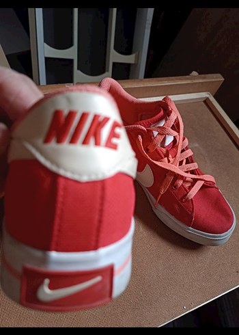Nike Pembe Kadın Spor Ayakkabı Velcro Detaylı