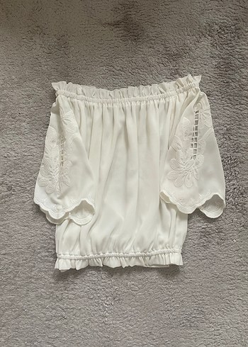 Dantel Detaylı Beyaz Straplez Bluz - Görsel 2