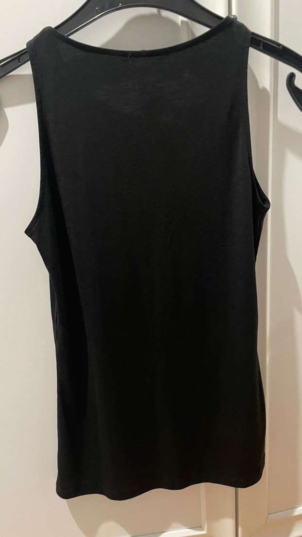 Taş Detaylı Siyah V Yakalı Kadın Bluz - Görsel 4