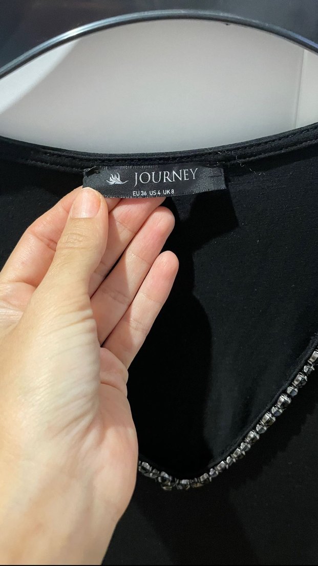 Taş Detaylı Siyah V Yakalı Kadın Bluz - Görsel 3