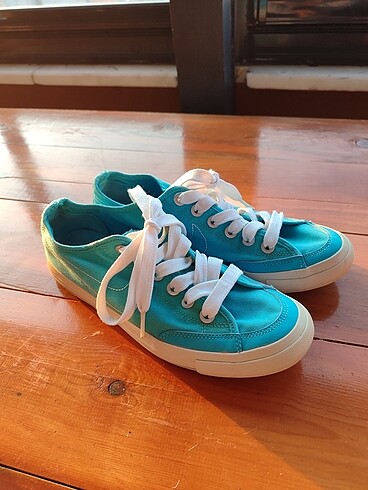 37,5 Beden mavi Renk Nike converse