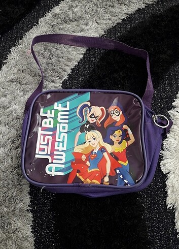 DC süper hero girls beslenme çantası