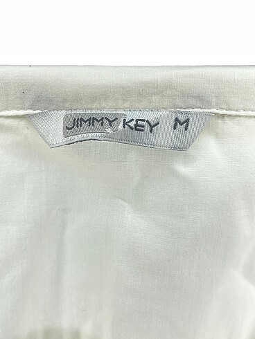 m Beden beyaz Renk Jimmy Key Gömlek %70 İndirimli.