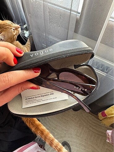 Sıfır Hailey Vogue Güneş Gözlüğü