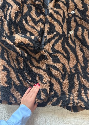 Kahverengi Zebra Desenli Dilvin Kürk - Görsel 3