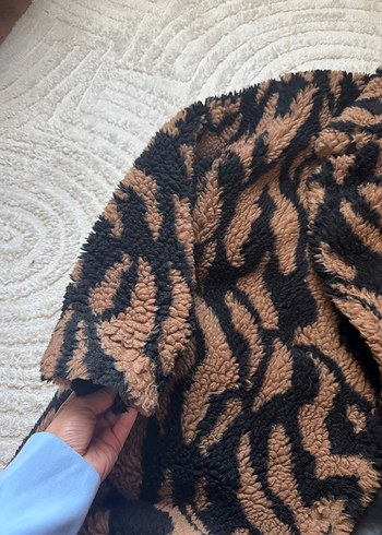 Kahverengi Zebra Desenli Dilvin Kürk - Görsel 5