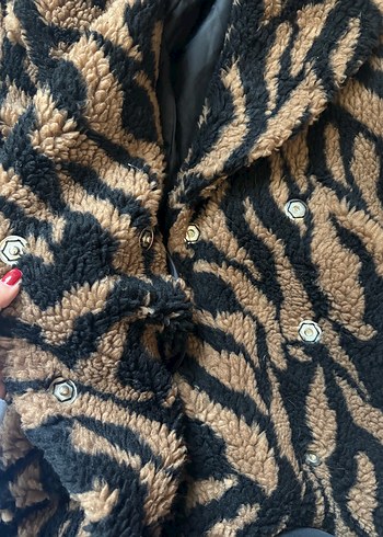 Kahverengi Zebra Desenli Dilvin Kürk - Görsel 2