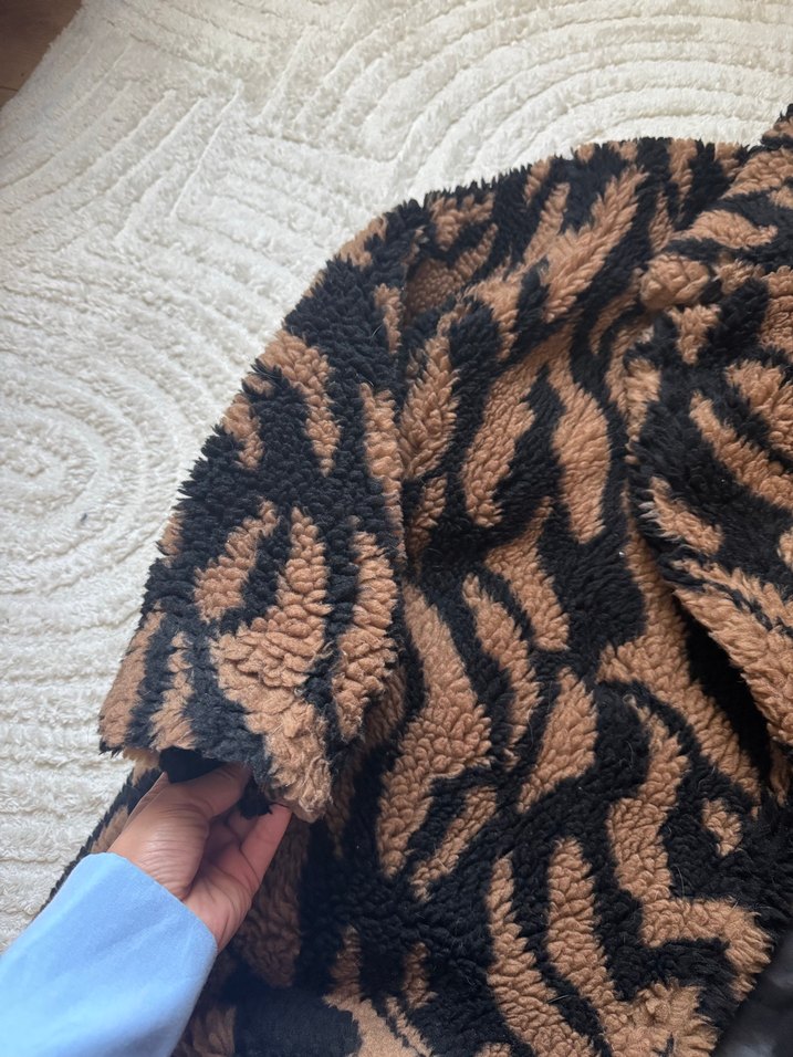 Kahverengi Zebra Desenli Dilvin Kürk - Görsel 5