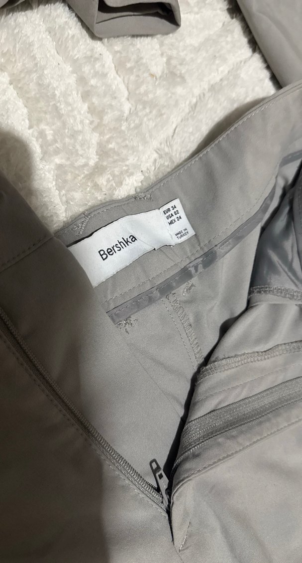 Bershka Gri Piliseli Kadın Pantolon Ceket Takım - Görsel 3
