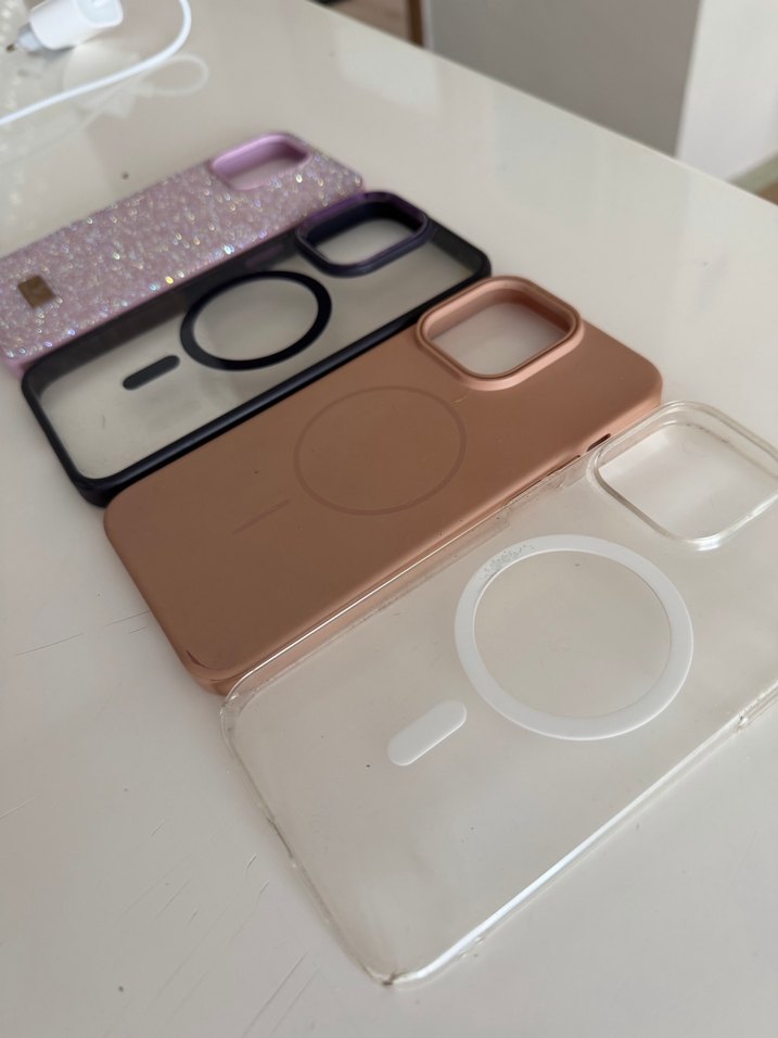 15 pro max Payetli Çok Renkli Telefon Kılıfı - Görsel 2